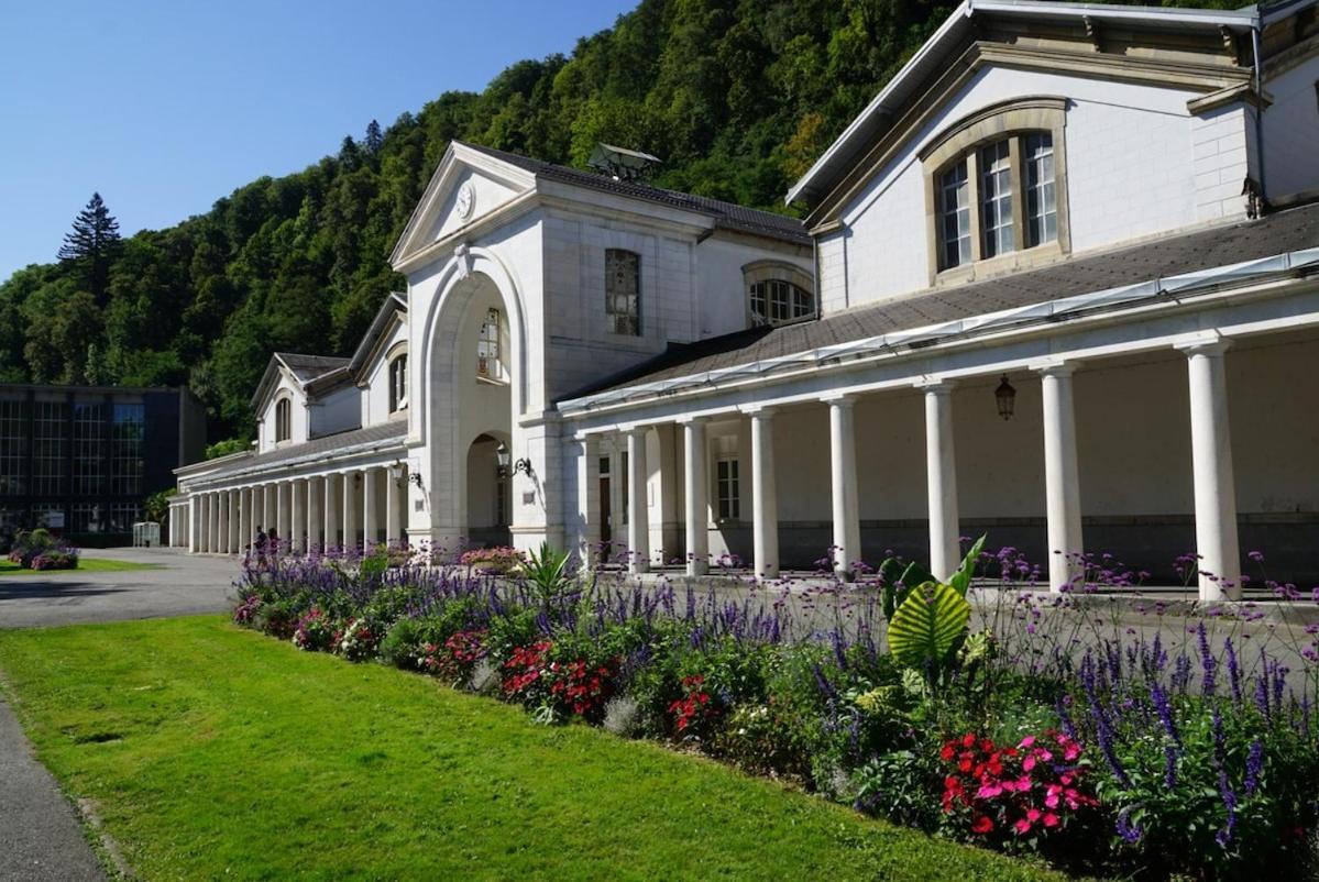 Bagneres De Luchon, Residence Val De Jade, Beau T3 Meuble, Plein Centre, Pour 4 Ou 6 Personnes Buitenkant foto